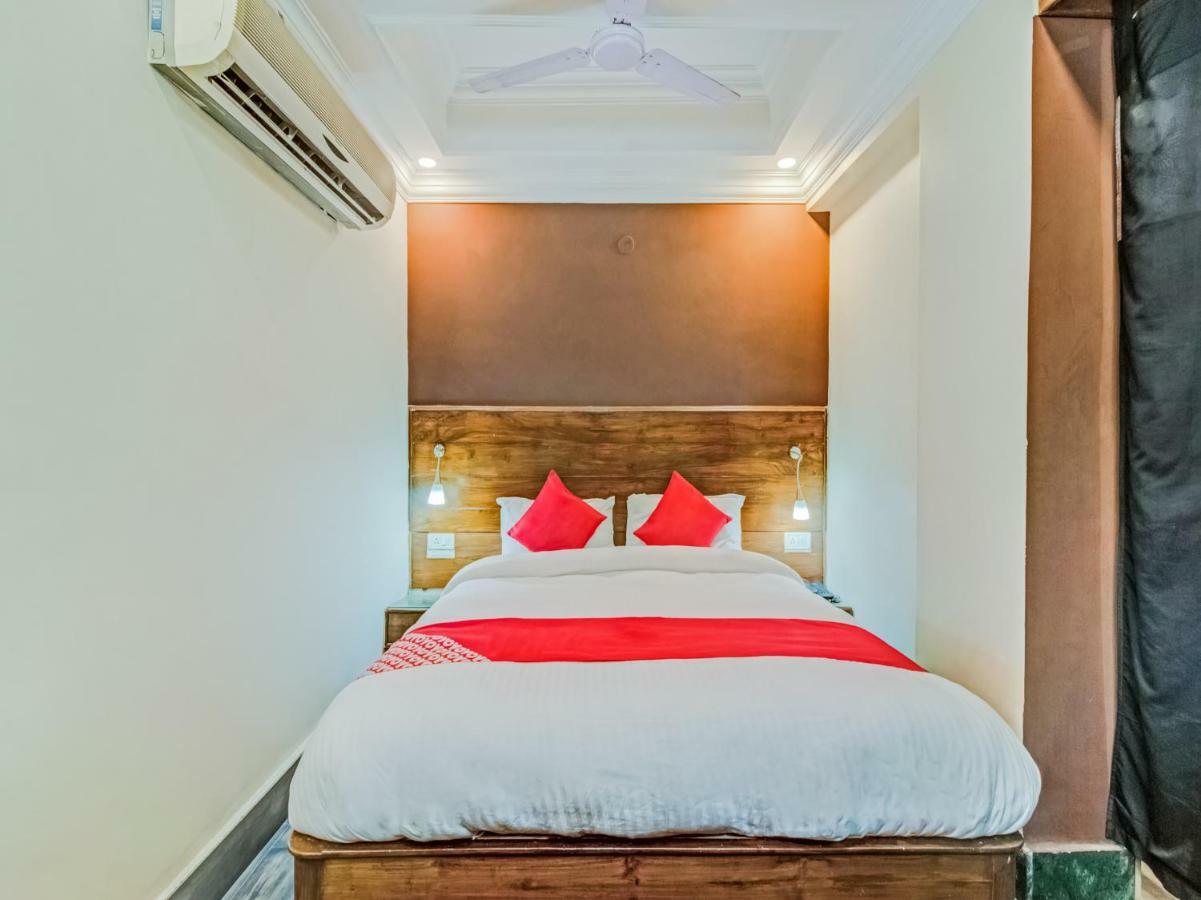 Oyo 24171 Hotel Meridian Jamshedpur Eksteriør billede